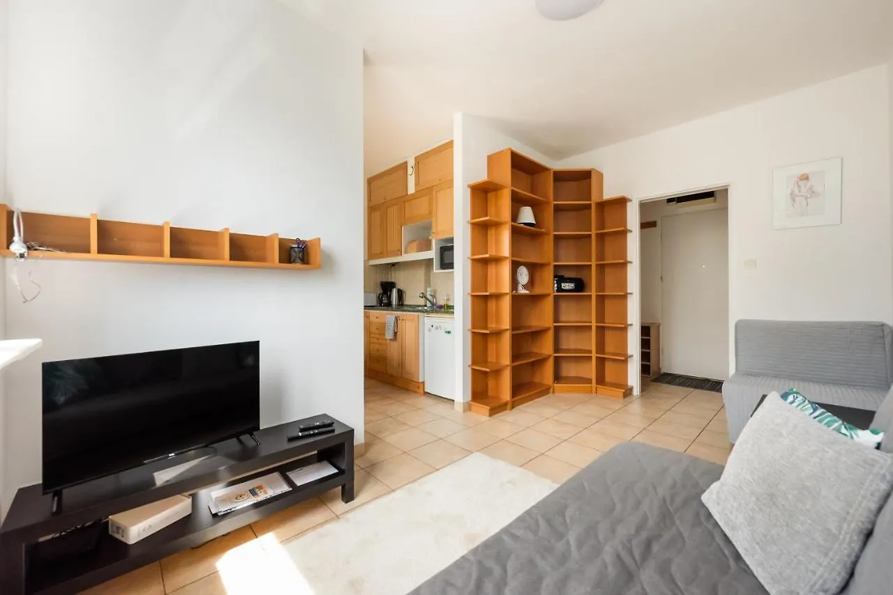 Rondo Szendzielarza Standard Studio Varsóvia Apartamento